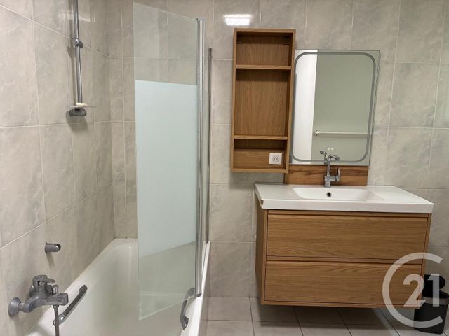 Appartement F3 à louer - 3 pièces - 72.17 m2 - BRUMATH - 67 - ALSACE - Century 21 Absis Immobilier