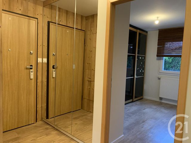 Appartement F4 à louer - 4 pièces - 106.4 m2 - VENDENHEIM - 67 - ALSACE - Century 21 Absis Immobilier